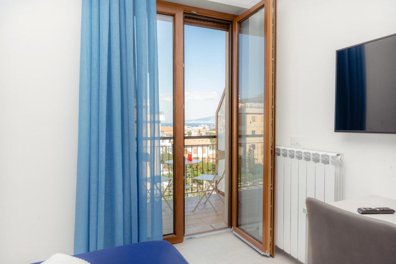Le Tre Ccc Bed & Breakfast Sorrento Ngoại thất bức ảnh