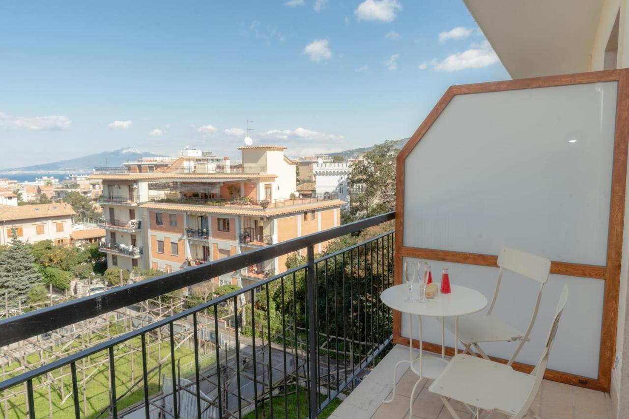 Le Tre Ccc Bed & Breakfast Sorrento Ngoại thất bức ảnh